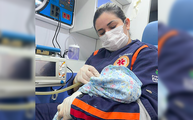 Ambulância quebra e grávida perde bebê após esperar atendimento, no Ceará